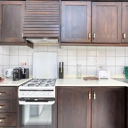 Апартаменты Gem 2br Слима