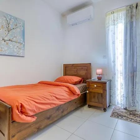 Gem 2br